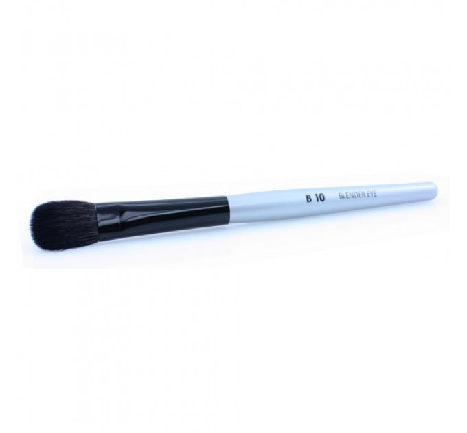 Профессиональная кисточка для растушевки теней NYX Eyeshadow Blender Brush B10